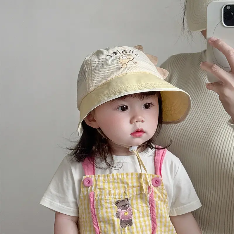 Baby Mesh Sun Hat with Cartoon Embroidery — feature 2
