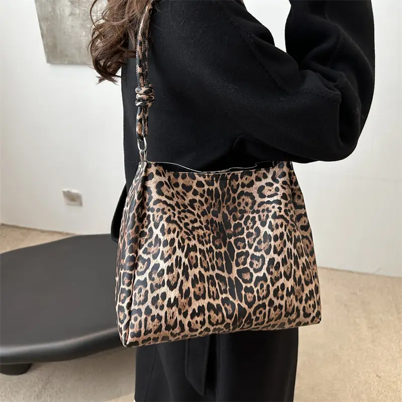 Women Leopard Print Crossbody Bag Large Capacity 2025
