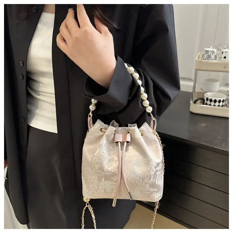 Pearl Chain Bucket Bag Women 2025 Summer — feature 12
