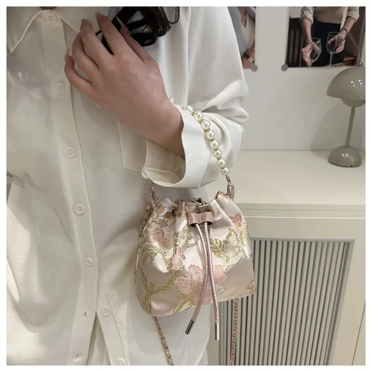 Pearl Chain Bucket Bag Women 2025 Summer — feature 18