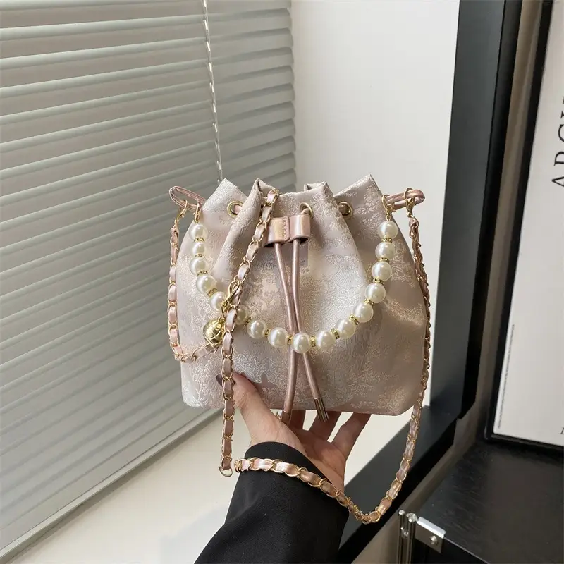 Chinese Embroidered Pearl Chain Shoulder Bag - Image 9