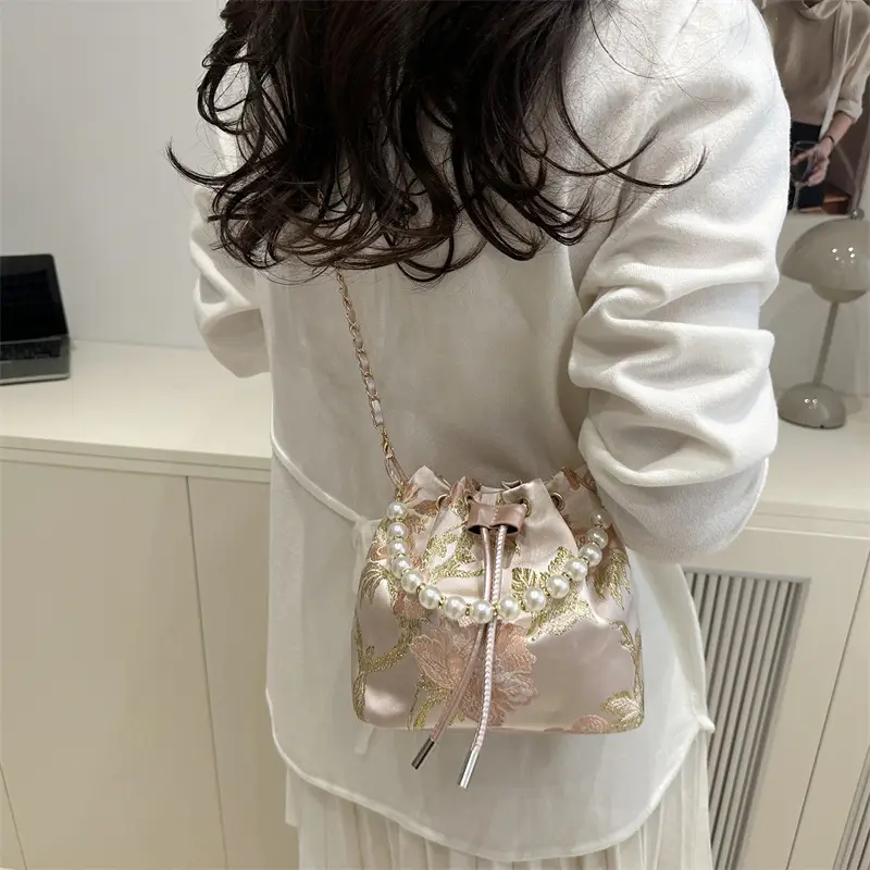 Chinese Embroidered Pearl Chain Shoulder Bag - Image 4