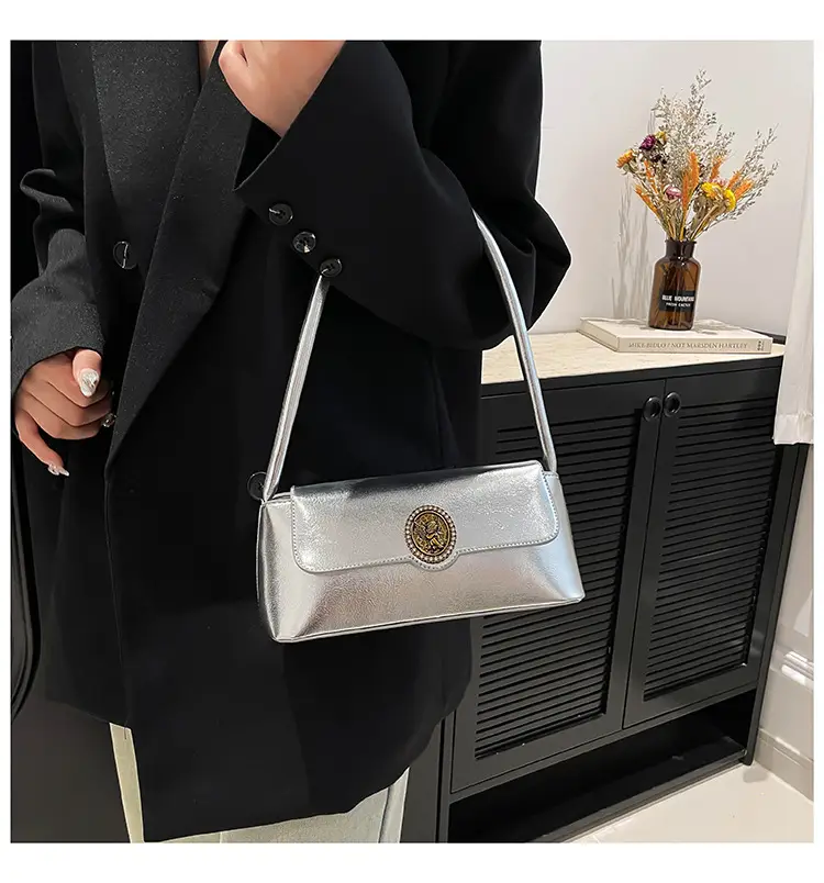 Korean Style Women's Retro Brown Crossbody Bag 2025 — feature 14