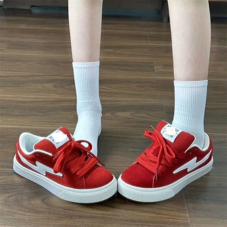 Vintage Niche Red Bread Sneakers Women's Ins Trendy 2025 Spring New All-match Canvas Shoes Sports Casual Shoes — feature 6