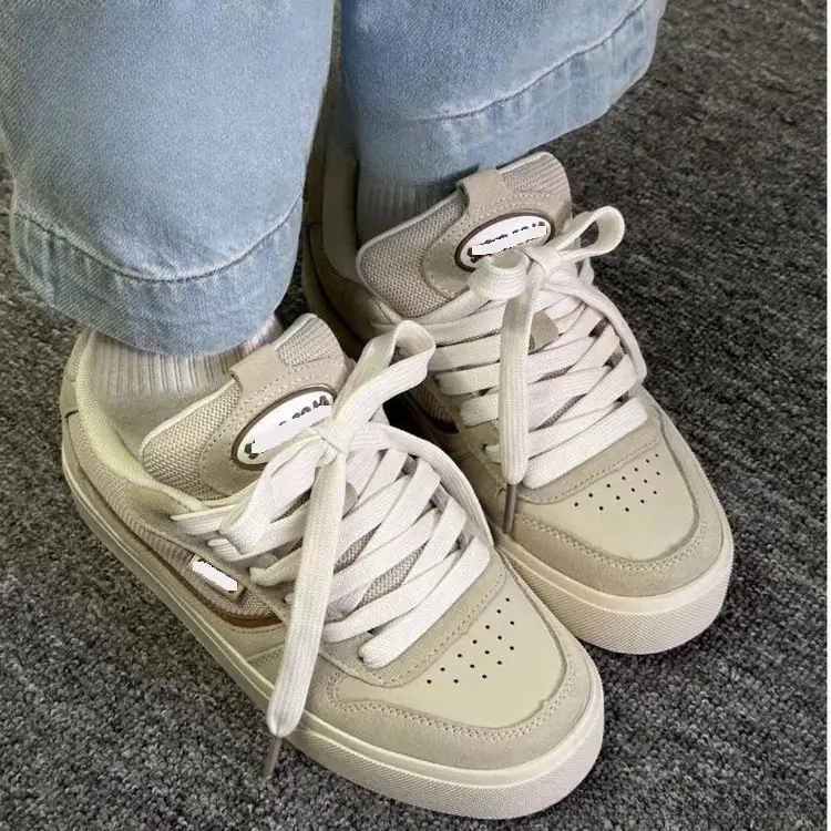 Vintage Suede Low Top Sneakers 2025 Spring New — feature 2