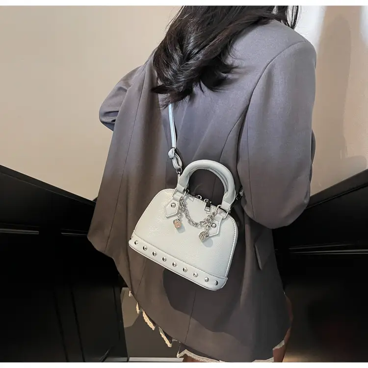 Silver Chain Handbag Small Fashion Shoulder Bag — feature 16