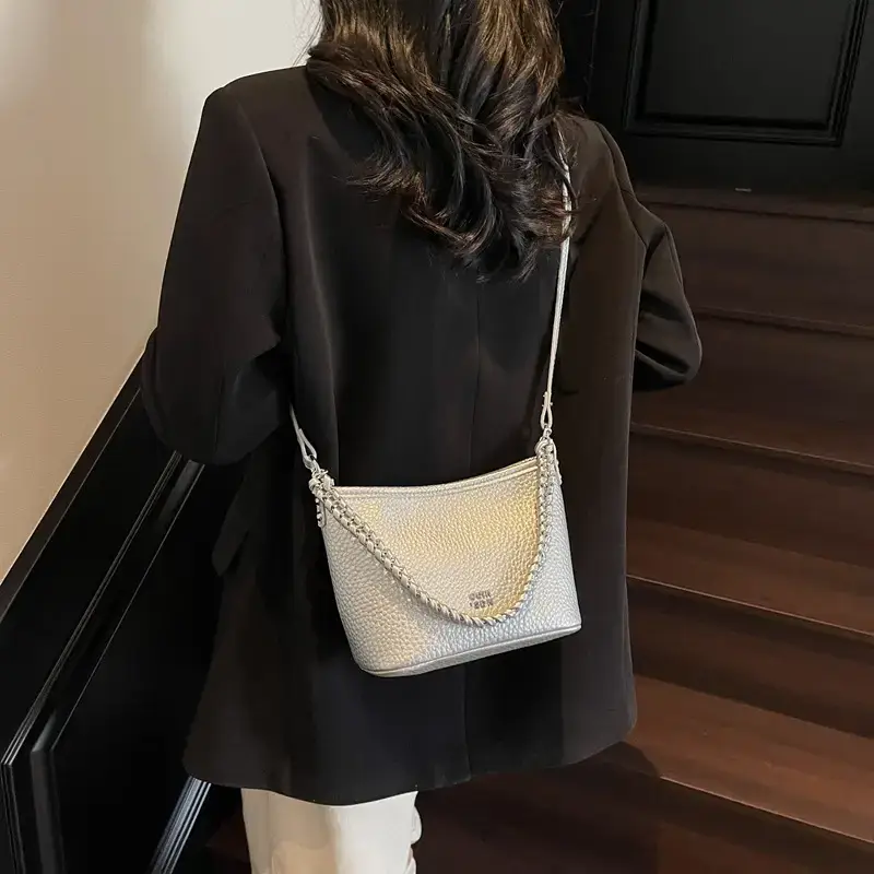 Women's Chain Crossbody Bag Beige 2025 Trendy - Image 2