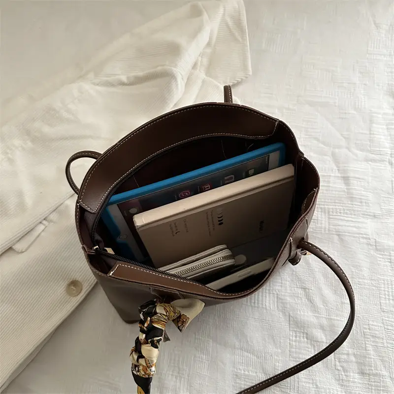 2026 Vintage Brown Leather Shoulder Tote Bag for Women - Image 8