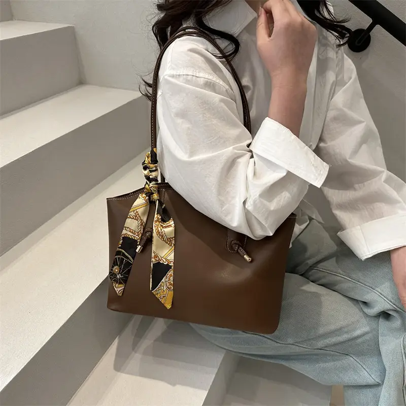 2026 Vintage Brown Leather Shoulder Tote Bag for Women — feature 15