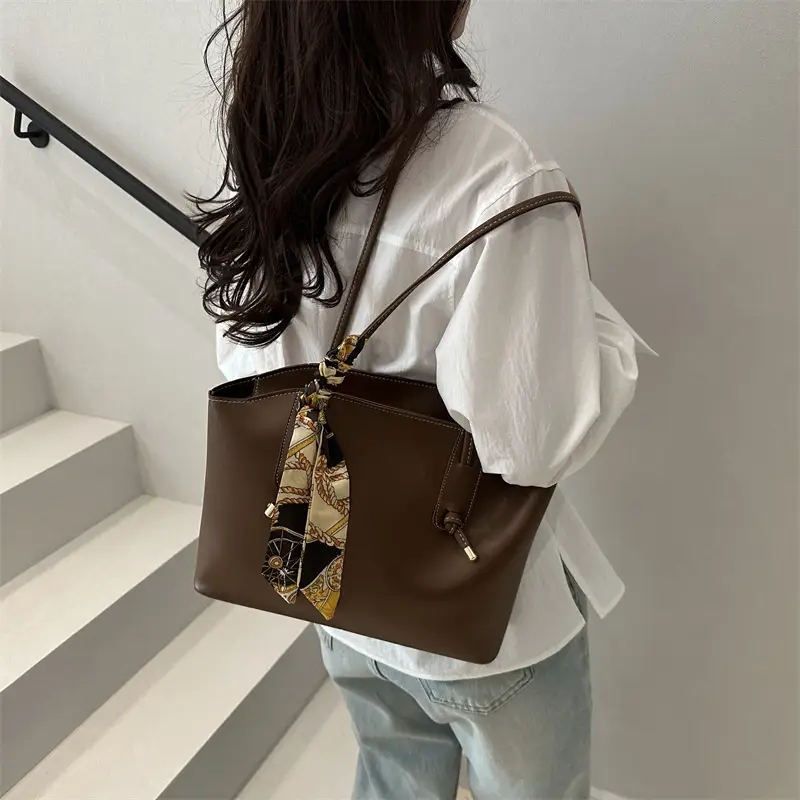 2026 Vintage Brown Leather Shoulder Tote Bag for Women — feature 18