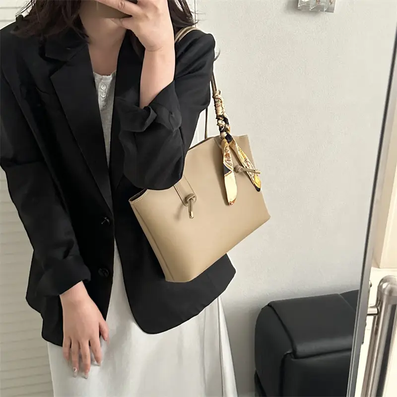 2026 Vintage Brown Leather Shoulder Tote Bag for Women — feature 32