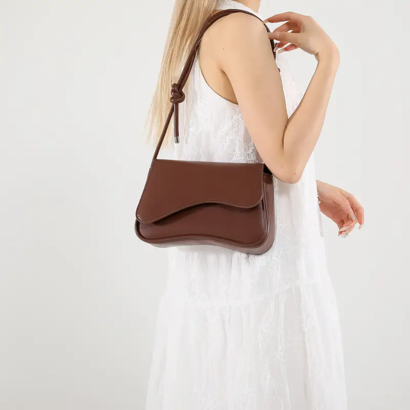 Black Square Flip Shoulder Bag for Women