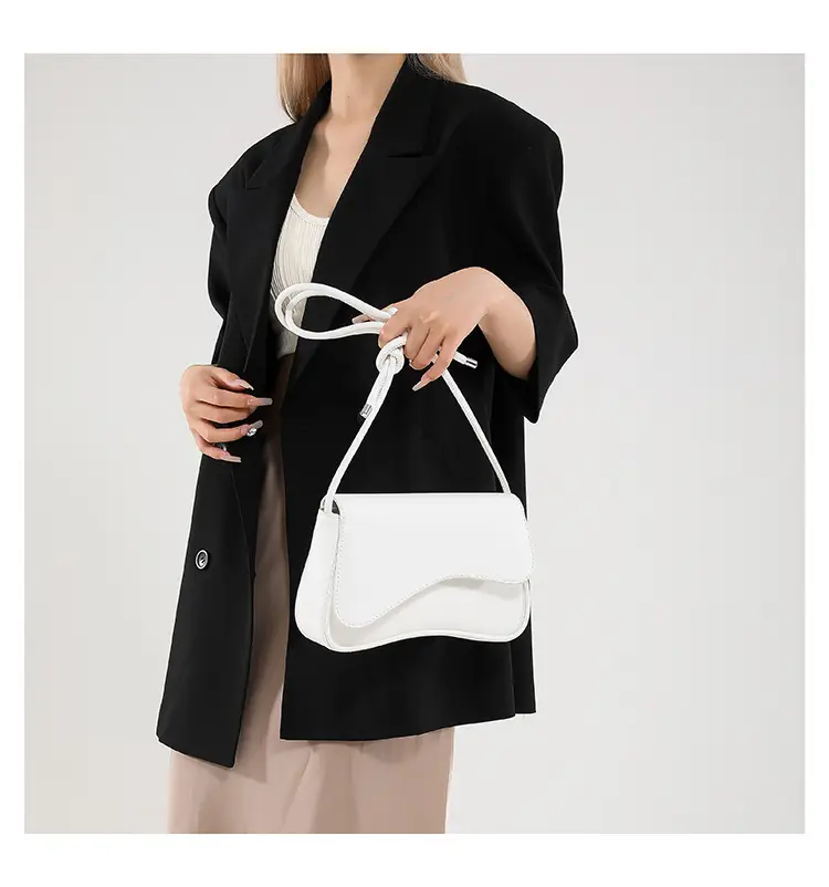 Black Square Flip Shoulder Bag for Women — feature 16