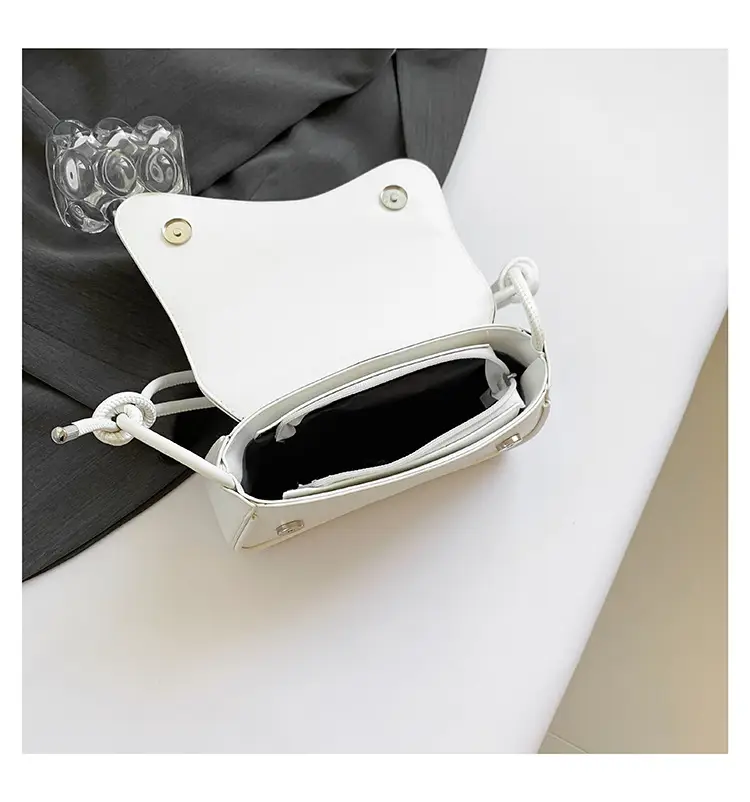 Black Square Flip Shoulder Bag for Women — feature 40