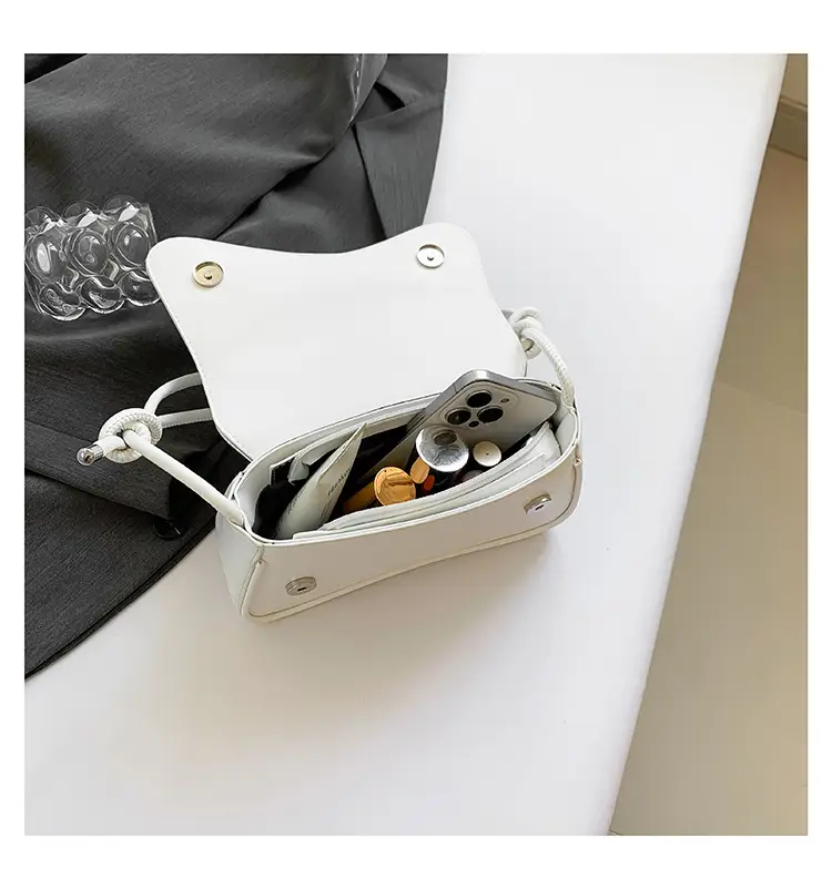 Black Square Flip Shoulder Bag for Women — feature 41