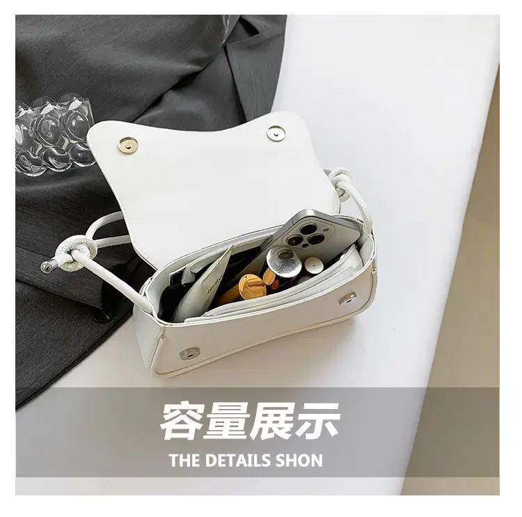 Black Square Flip Shoulder Bag for Women — feature 7