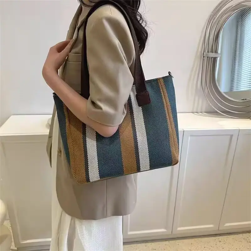 Striped Striped Tote Bag for Women Large Capacity Urban Travel - Image 5