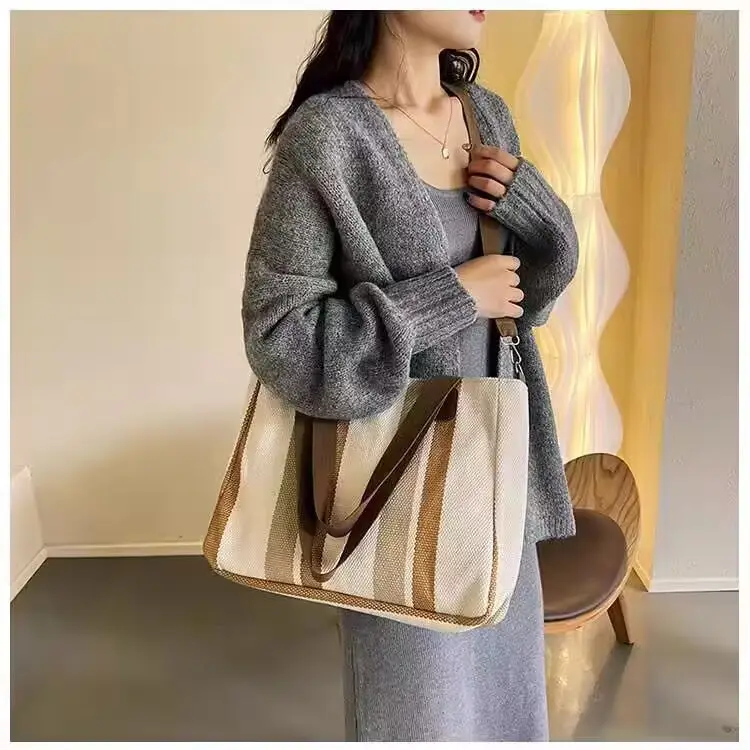 Striped Striped Tote Bag for Women Large Capacity Urban Travel — feature 17