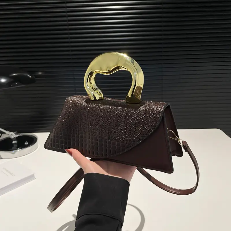 Irregular Croc Leather Shoulder Bag Women 2025 - Image 8