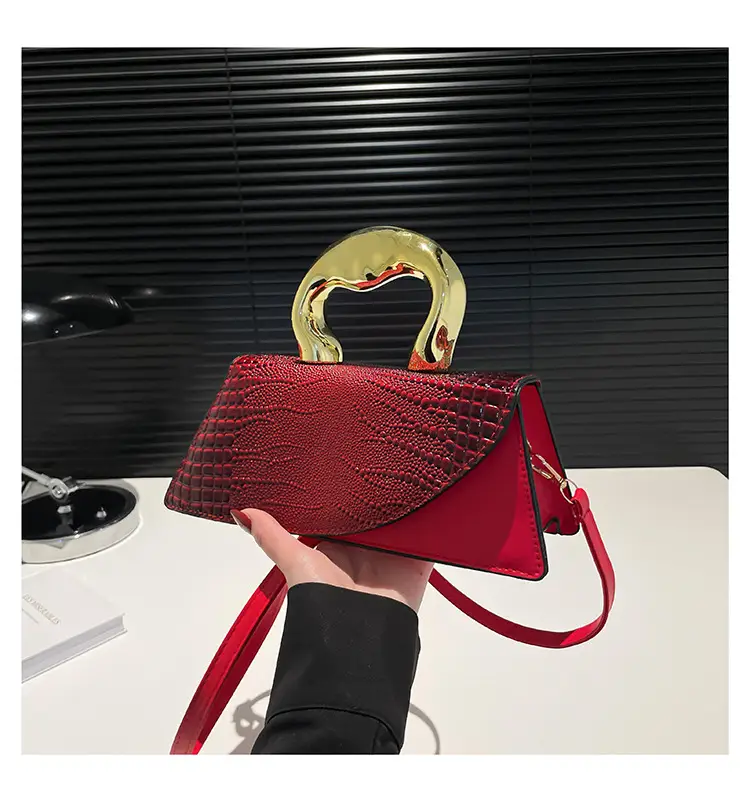 Irregular Croc Leather Shoulder Bag Women 2025 — feature 26