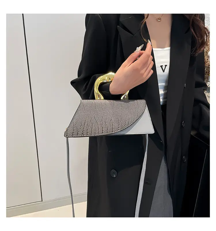 Irregular Croc Leather Shoulder Bag Women 2025 — feature 8