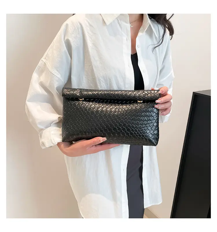Women's Korean-style Crossbody Bag Beige 2025 Spring Summer — feature 20