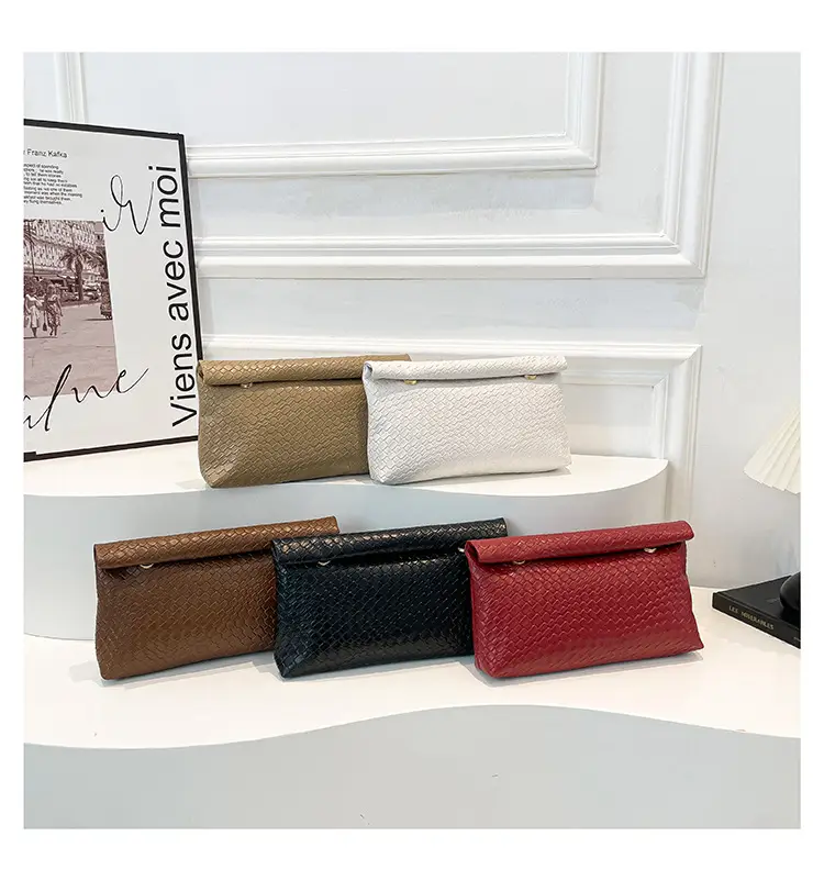 Women's Korean-style Crossbody Bag Beige 2025 Spring Summer — feature 23