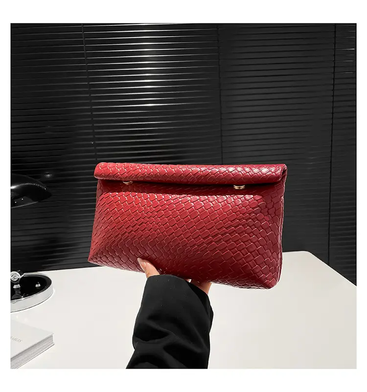 Women's Korean-style Crossbody Bag Beige 2025 Spring Summer — feature 24