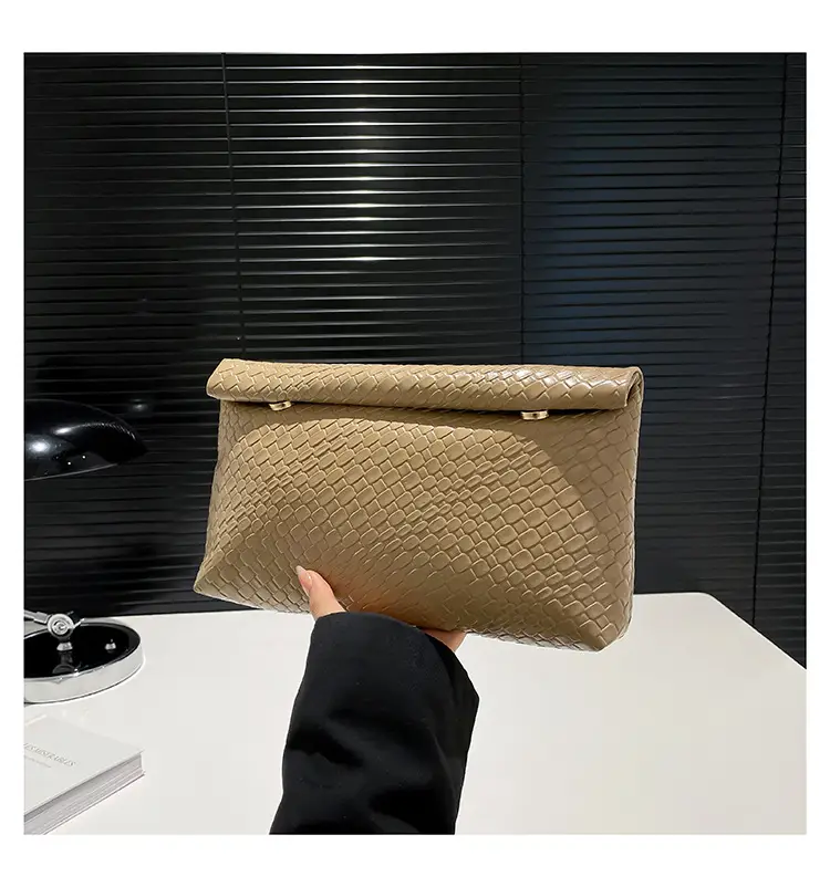 Women's Korean-style Crossbody Bag Beige 2025 Spring Summer — feature 28