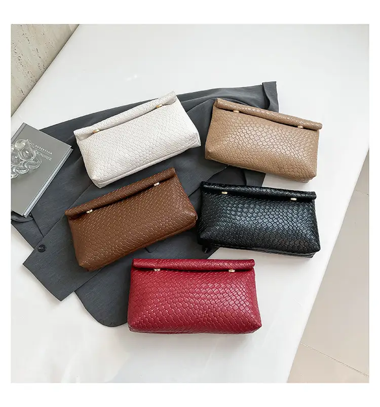 Women's Korean-style Crossbody Bag Beige 2025 Spring Summer — feature 29