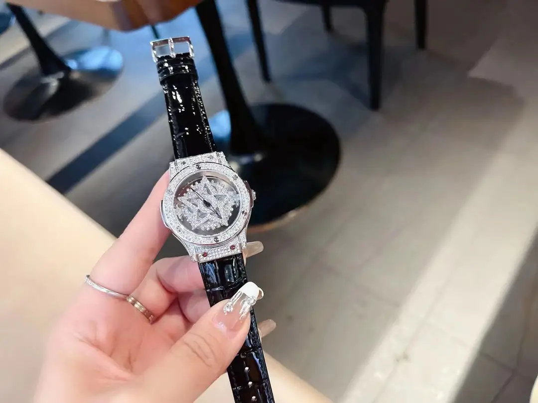 Women's Quartz Watch with Black Leather Strap — feature 12