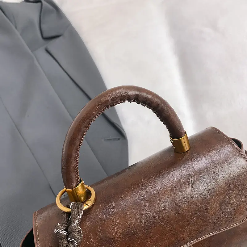Women's Brown Leather Shoulder Crossbody Bag with Chain Strap - Image 11