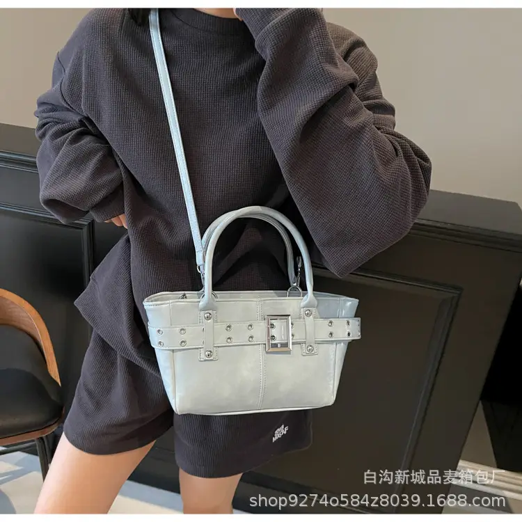 Cross-Border Large Capacity Shoulder Bag for Women, Beige, 2026 New Model — feature 18