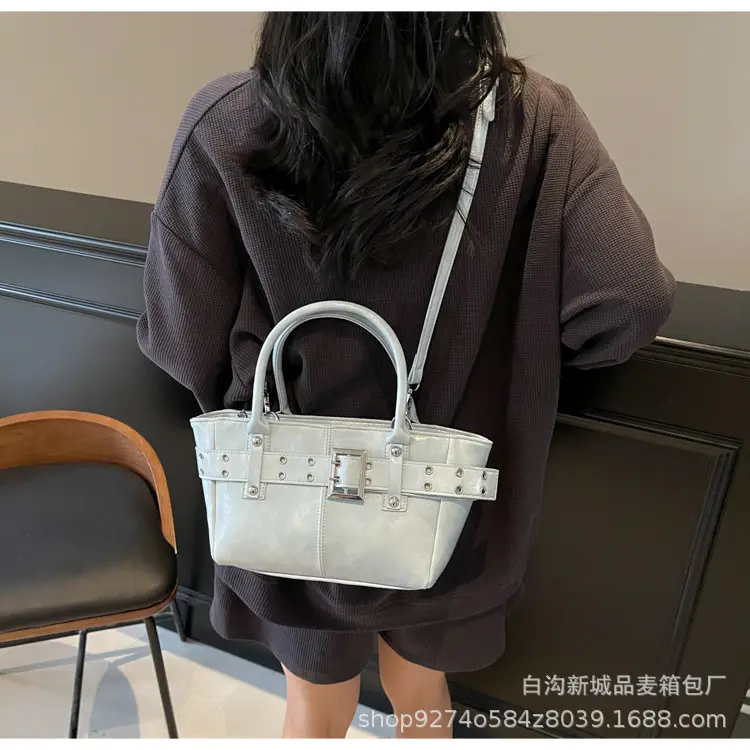 Cross-Border Large Capacity Shoulder Bag for Women, Beige, 2026 New Model — feature 19