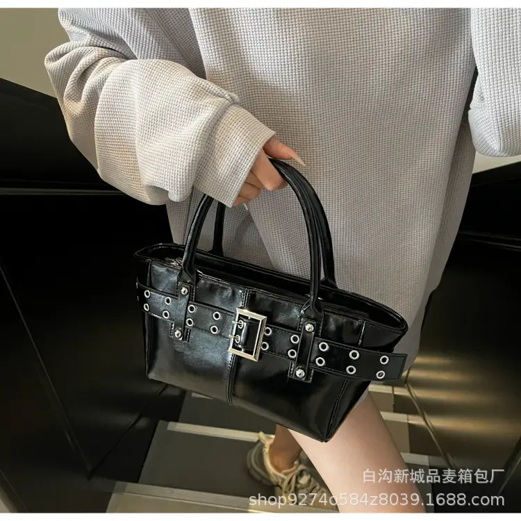 Cross-Border Large Capacity Shoulder Bag for Women, Beige, 2026 New Model — feature 23