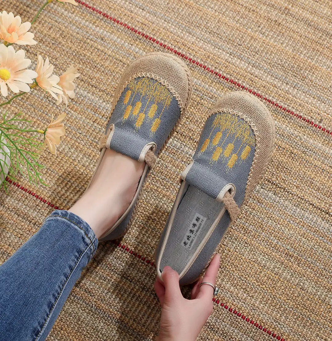 Summer New Women's Cloth Shoes Old Beijing Embroidered Linen Cloth Shoes Women's Shallow Mouth Retro Fashion Single-layer Shoes Hanfu Shoes — feature 8