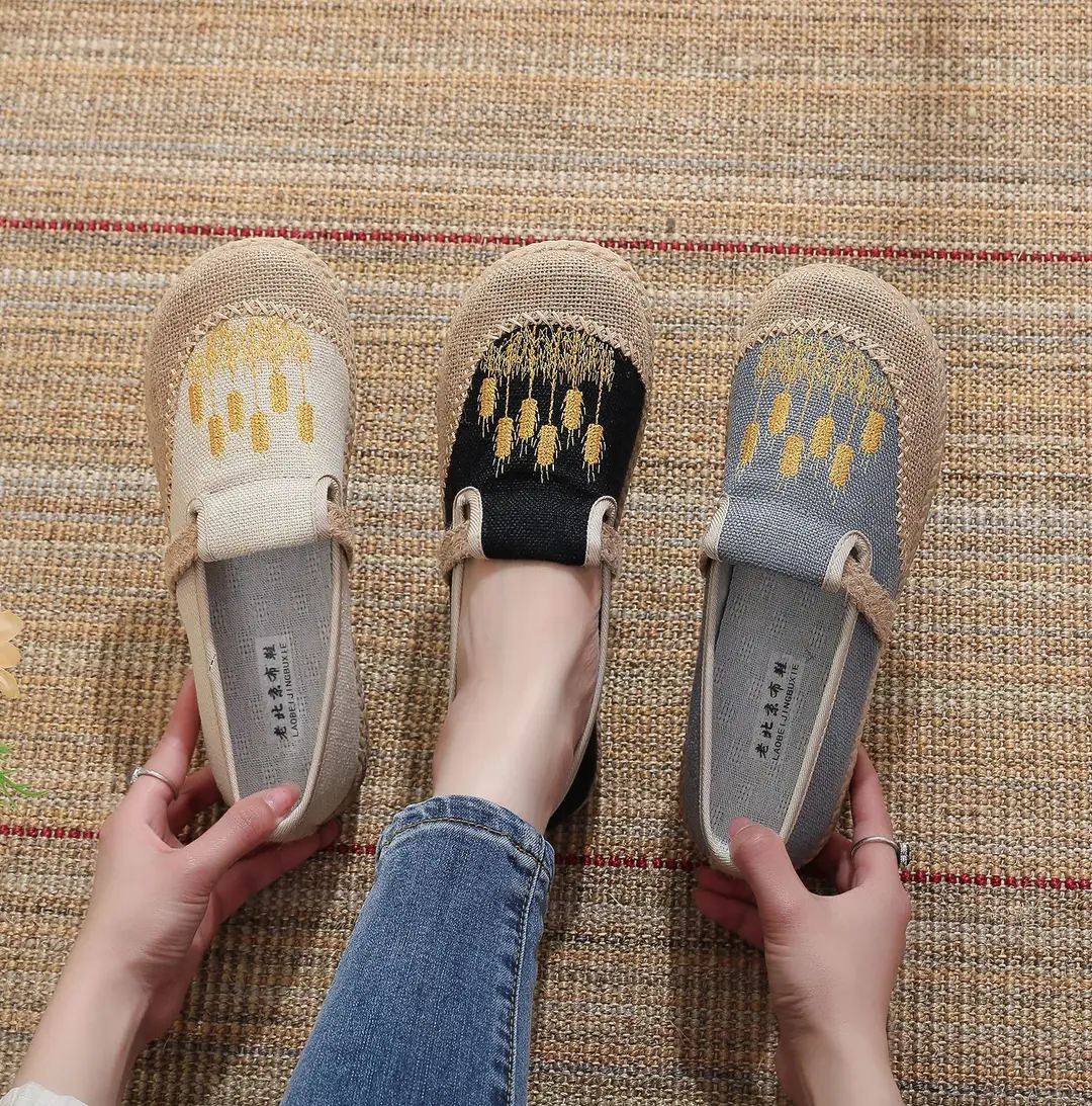 Summer New Women's Cloth Shoes Old Beijing Embroidered Linen Cloth Shoes Women's Shallow Mouth Retro Fashion Single-layer Shoes Hanfu Shoes — feature 9