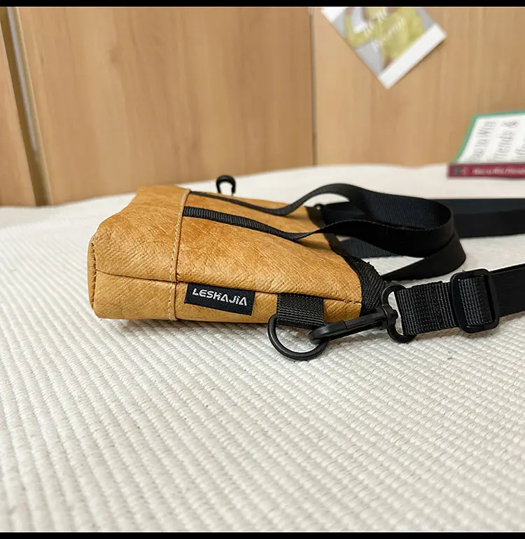 Men's Lightweight Hooded Key Bag with Wooden Detail — feature 33