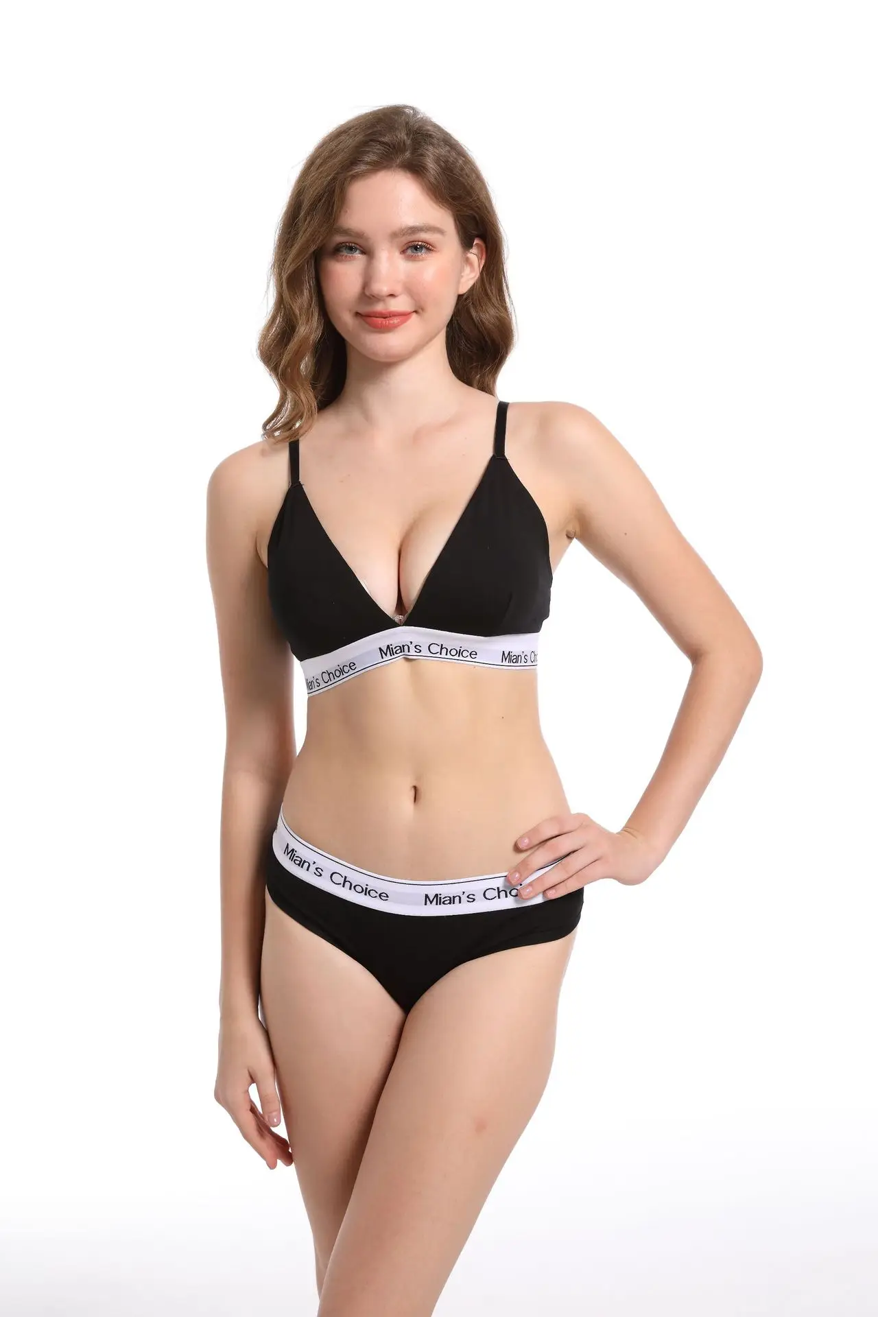 Black Letter Print Sports Bra & Tank Top Set - Image 3