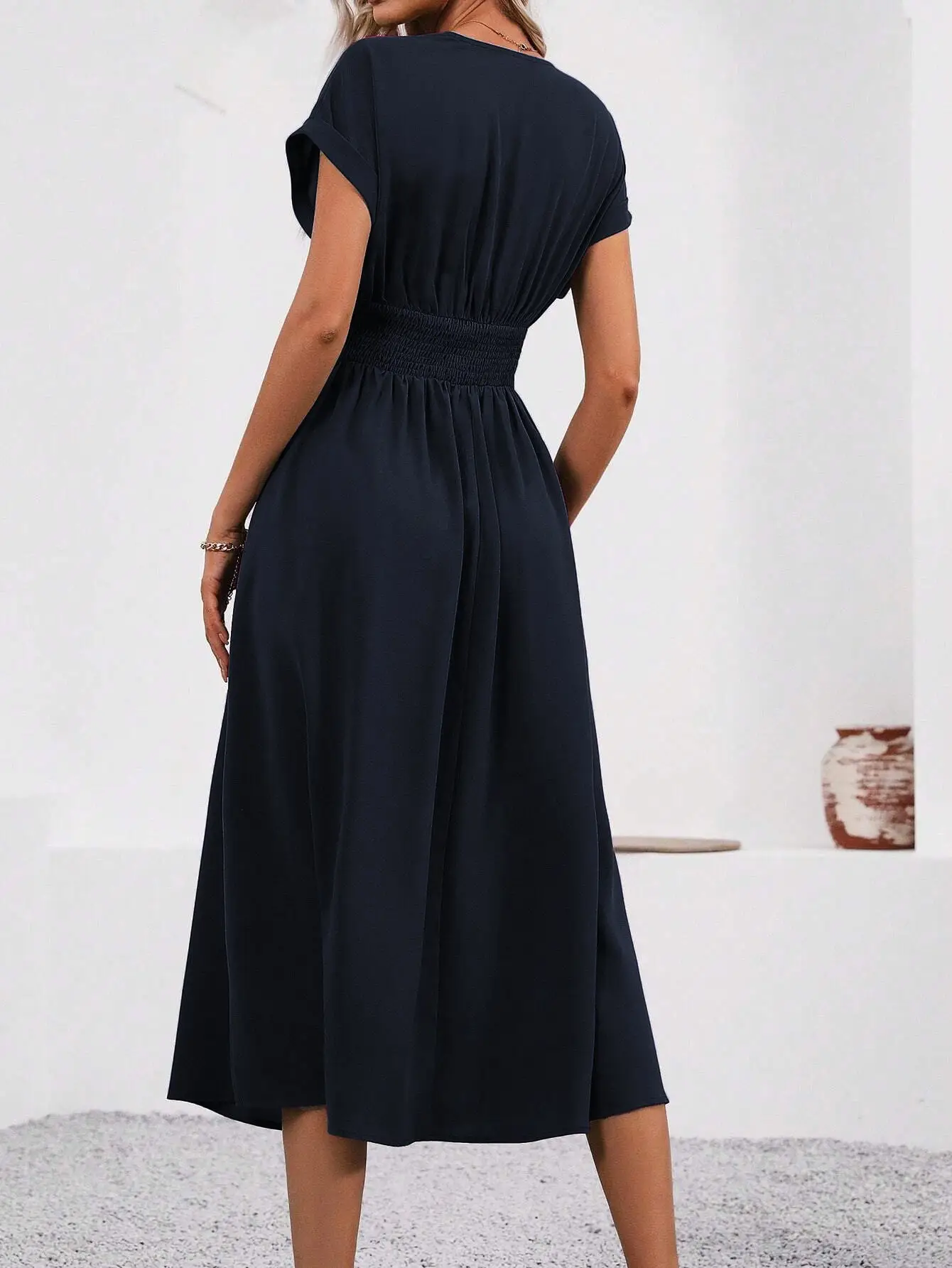 Black Pleated V-Neck Bat Sleeve Dress for Women — feature 7
