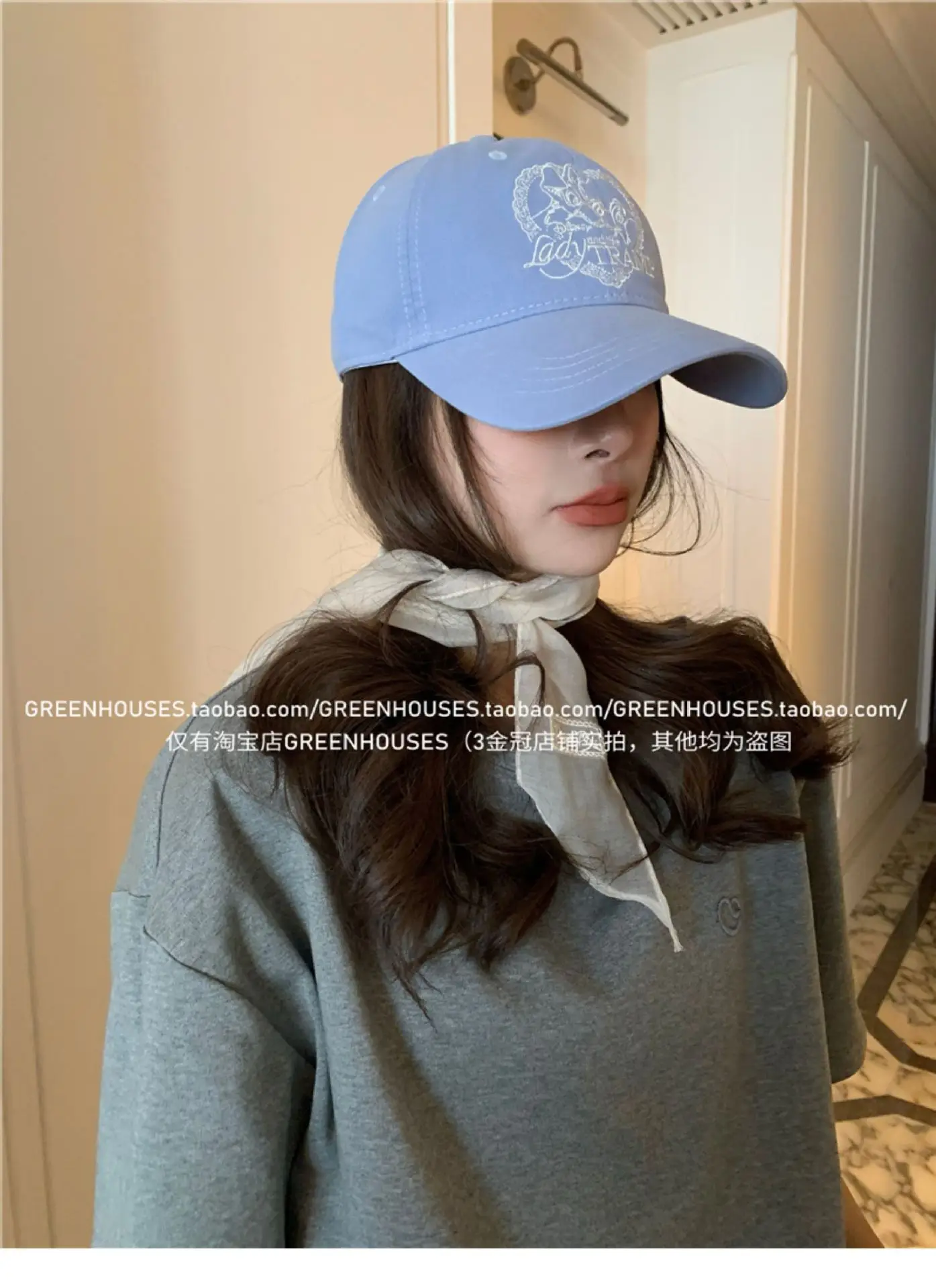 Women Blue Heart Embroidered Baseball Cap — feature 5