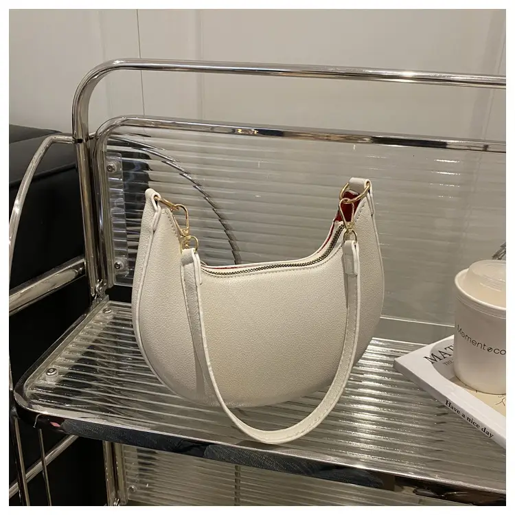 Black French Style Shoulder Bag for Women 2025 — feature 12