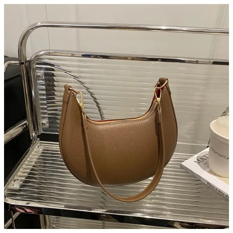 Black French Style Shoulder Bag for Women 2025 — feature 14