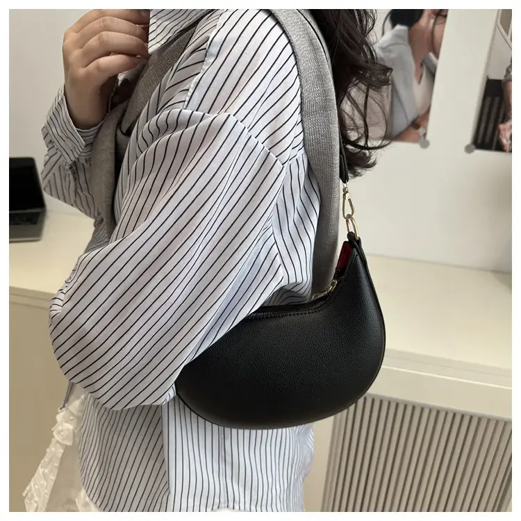 Black French Style Shoulder Bag for Women 2025 — feature 27