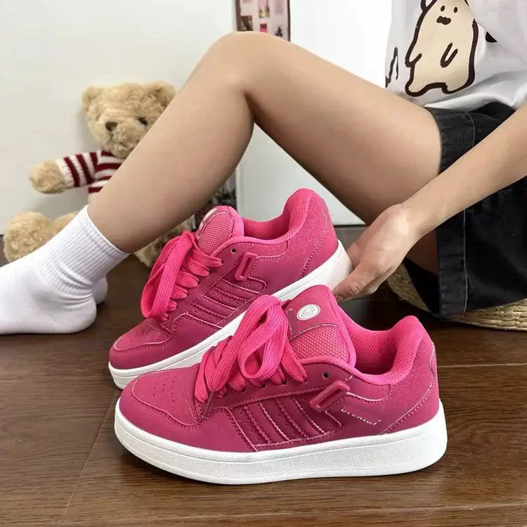 Spring 2025 New Hong Kong-style Retro Platform Bread Shoes Women's Ins Niche Original All-match Casual Sneakers Single-layer Shoes — feature 2