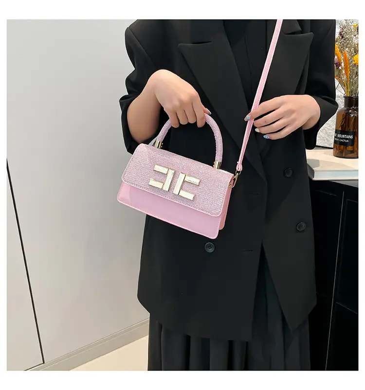 Light Luxury Small Square Bag with HE Logo — feature 14