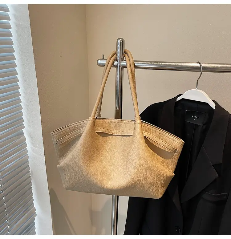 Women's Beige Leather Hand Bag 2025 New — feature 17