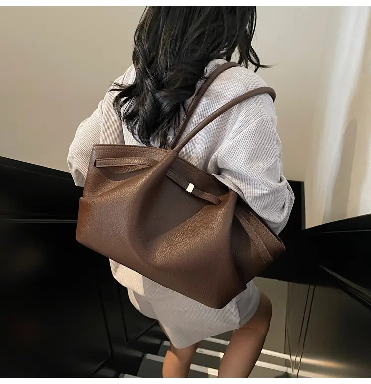 Women's Beige Leather Hand Bag 2025 New — feature 29