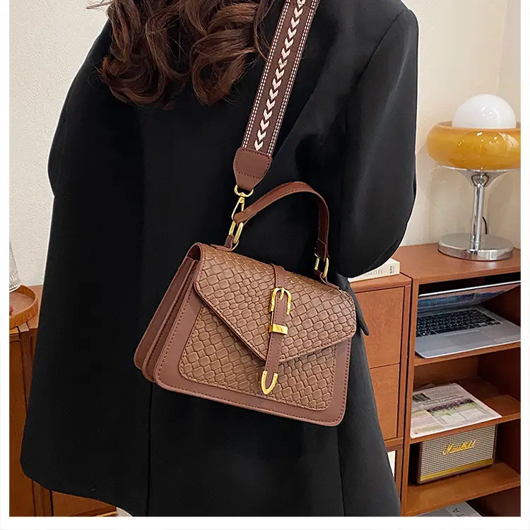 White Woven Korean Belt Bag 2025 Casual Shoulder Crossbody — feature 33