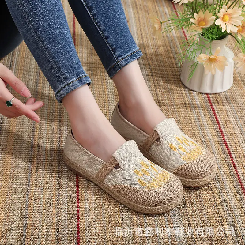 New Spring and Autumn Old Beijing Cloth Shoes Embroidered Linen Lazy Ethnic Style — feature 2